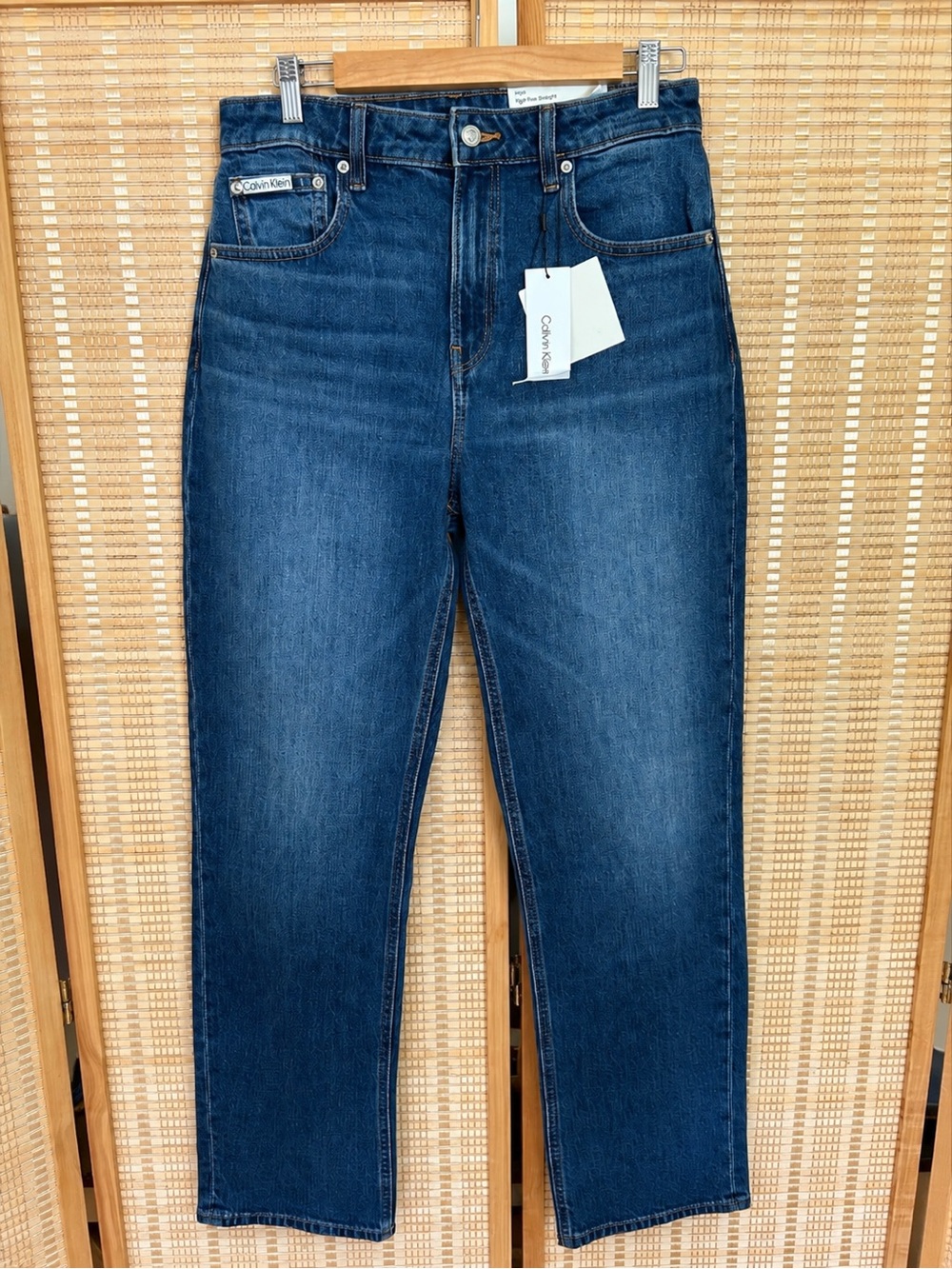 NWT Calvin Klein High Rise Straight Leg Jeans Size 30 Medium Wash Stretch Denim